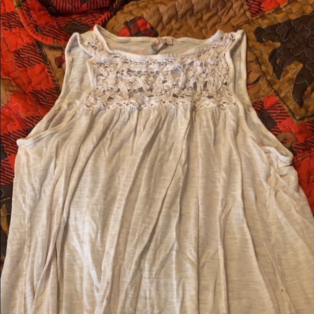 Tank top - Picture 1 of 1